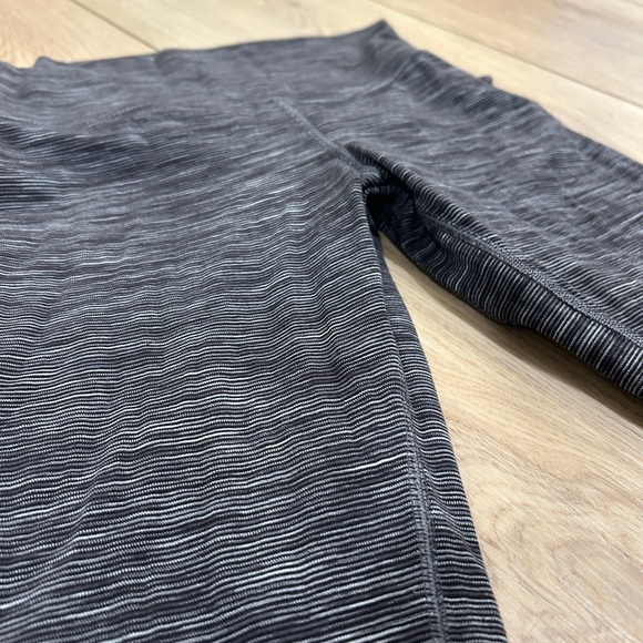 Lululemon Black and White Stripe Leggings - Picture 3 of 4